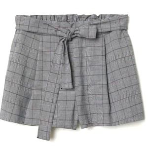 H&M Divided High Rise Plaid Shorts Size 4